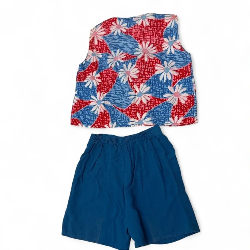 Vintage Playtown Girls 2-Piece Outfit Top & Shorts Red White Blue Daisy Sz 10